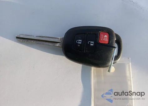 2016 Toyota Tacoma Sr5 V6 z USA, uszkodzony, nr VIN 3TMCZ5AN4GM009091